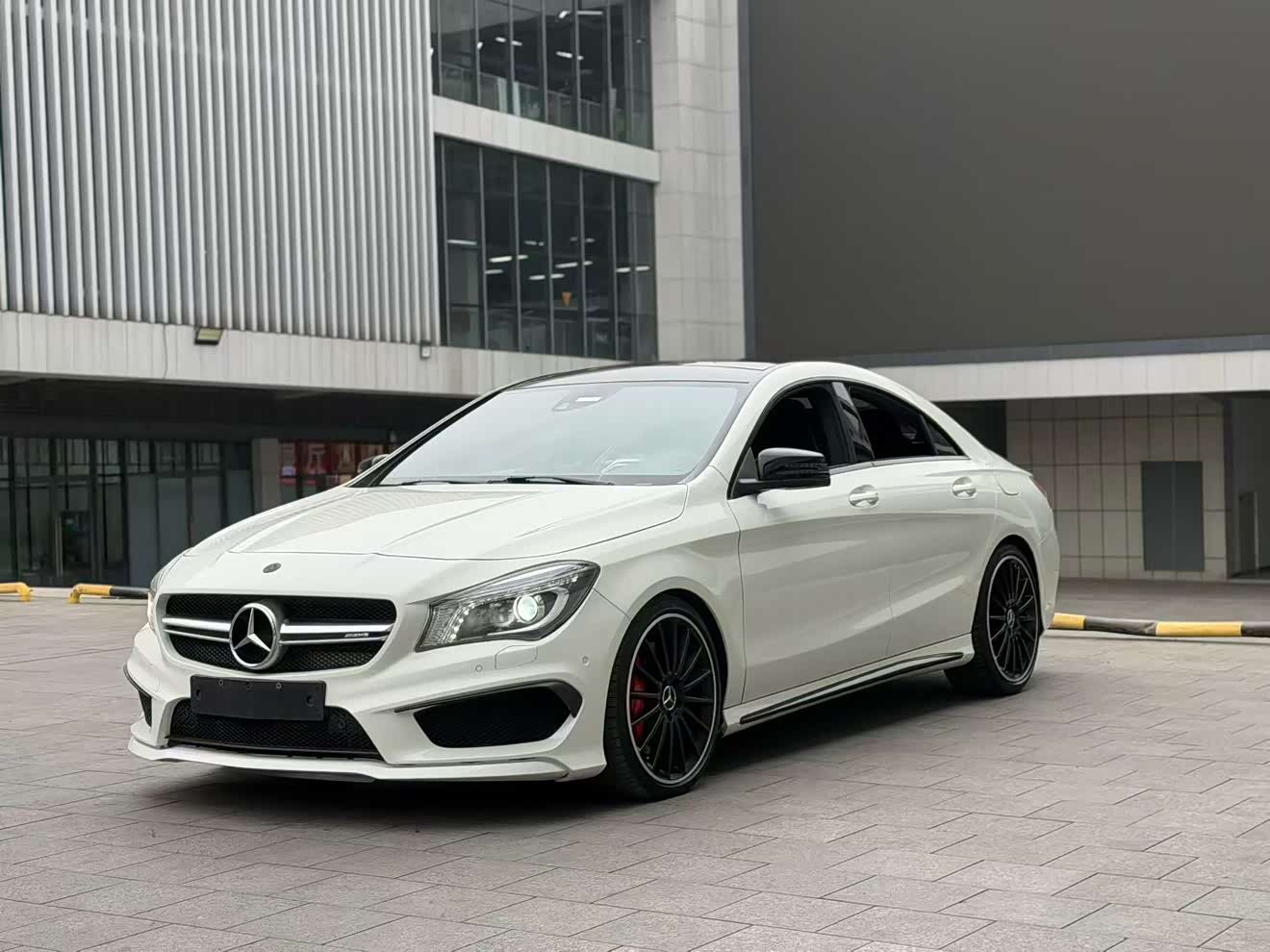 Mercedes-Benz CLA AMG 2014 car image 