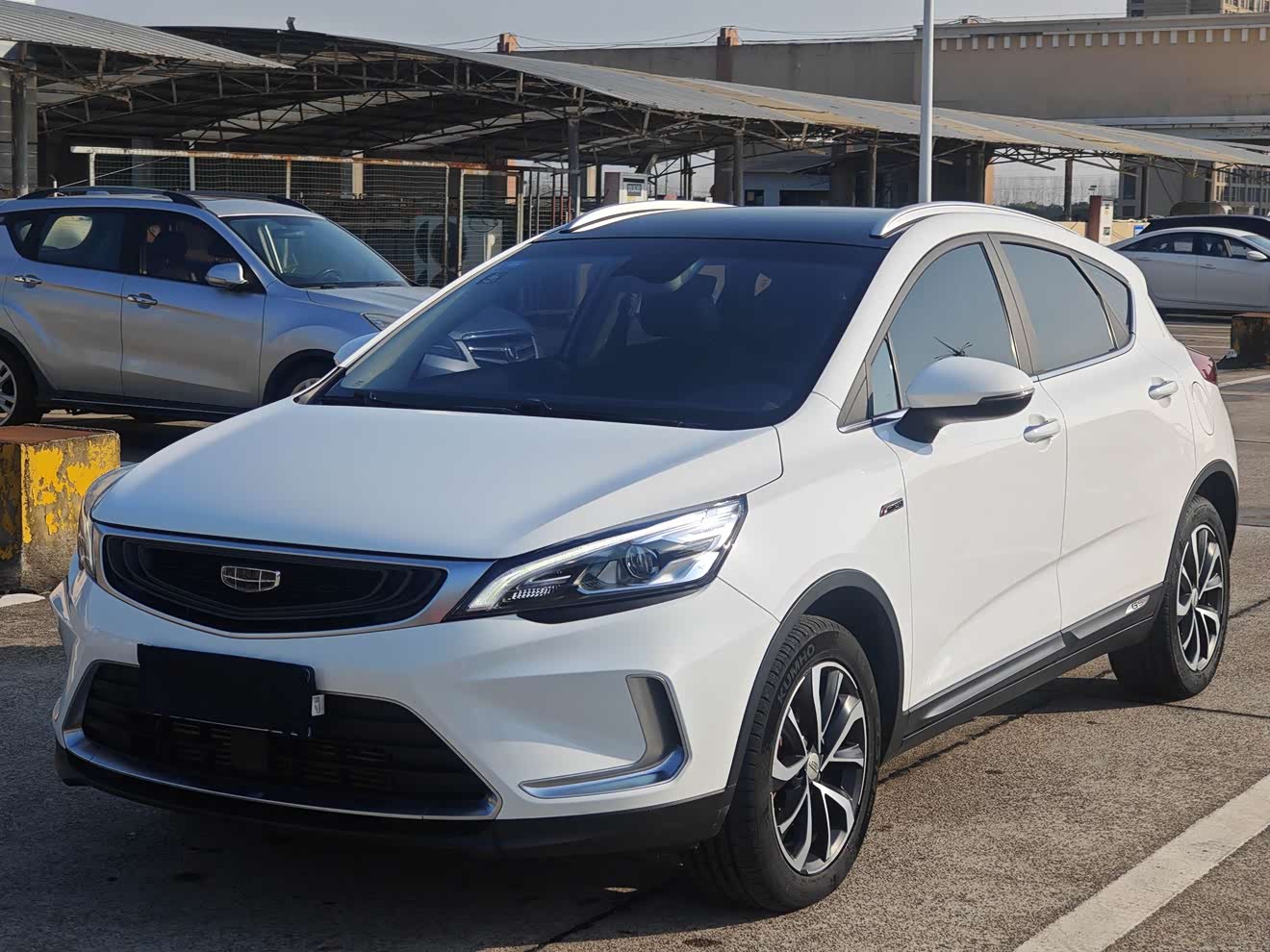 GEELY 2019 car image 