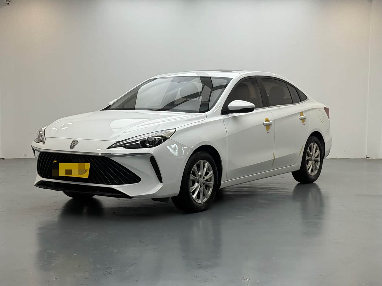 荣威 荣威i5 2023 汽车图片 