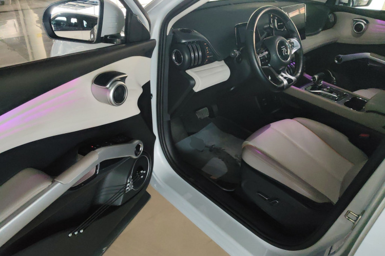 BYD Yuan Plus 2024 صورة سيارة #16