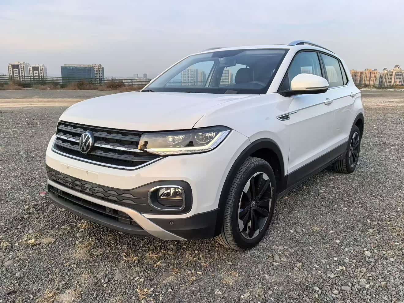 Volkswagen Tacqua 2023 car image 