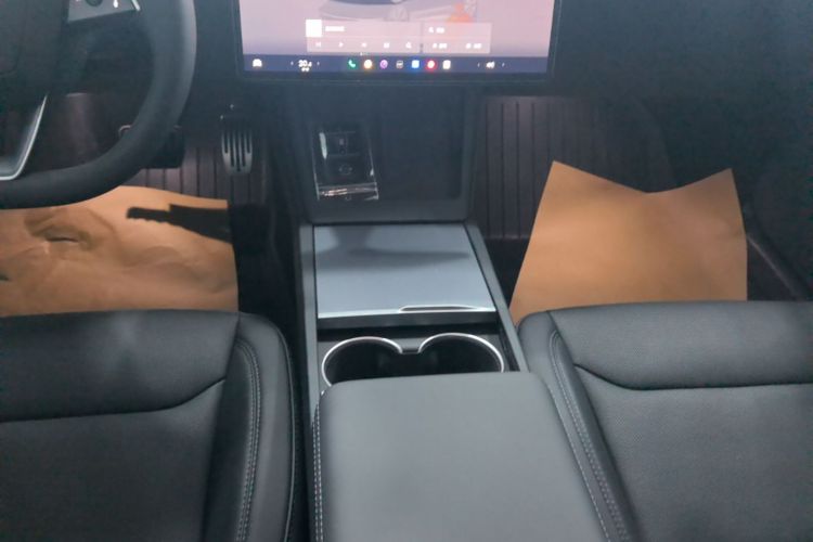Tesla Model 3 2024 #14 Tesla Model 3 2024 car image #14