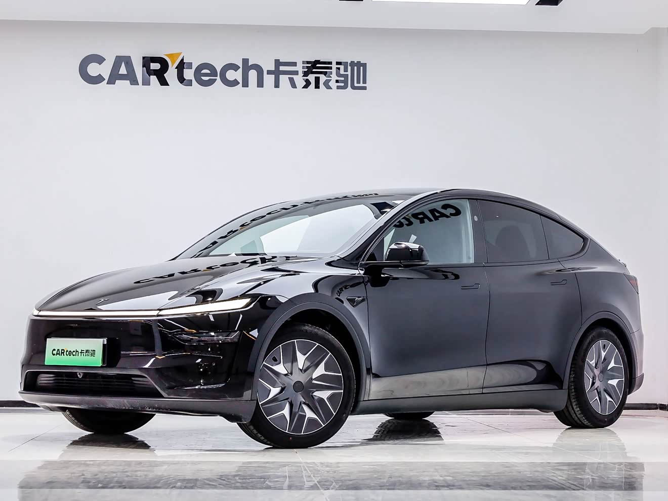 Tesla Model Y L 2025 汽车图片 