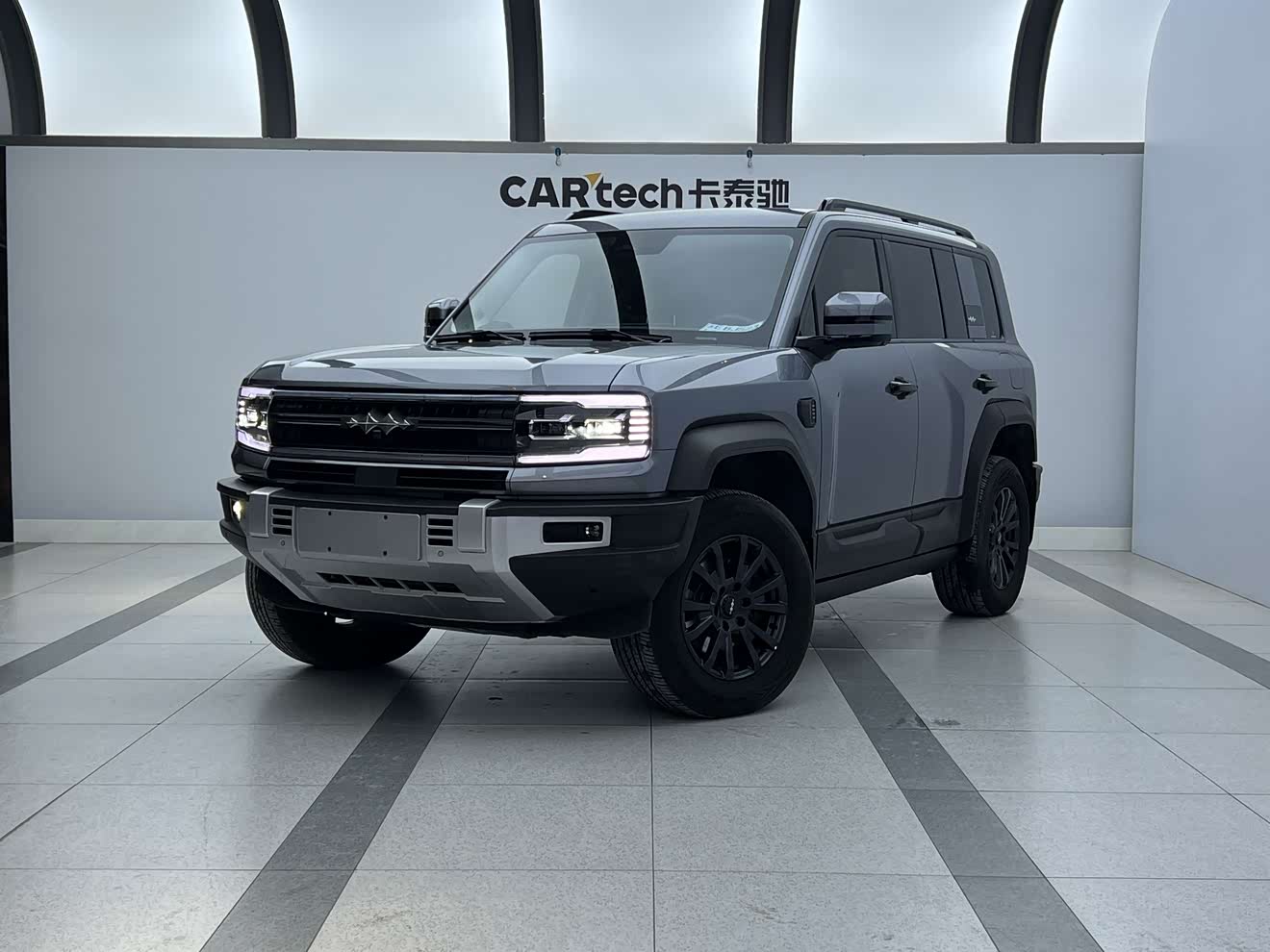 FangChengBao Leopard 5 2024 FangChengBao Leopard 5 2024 car image