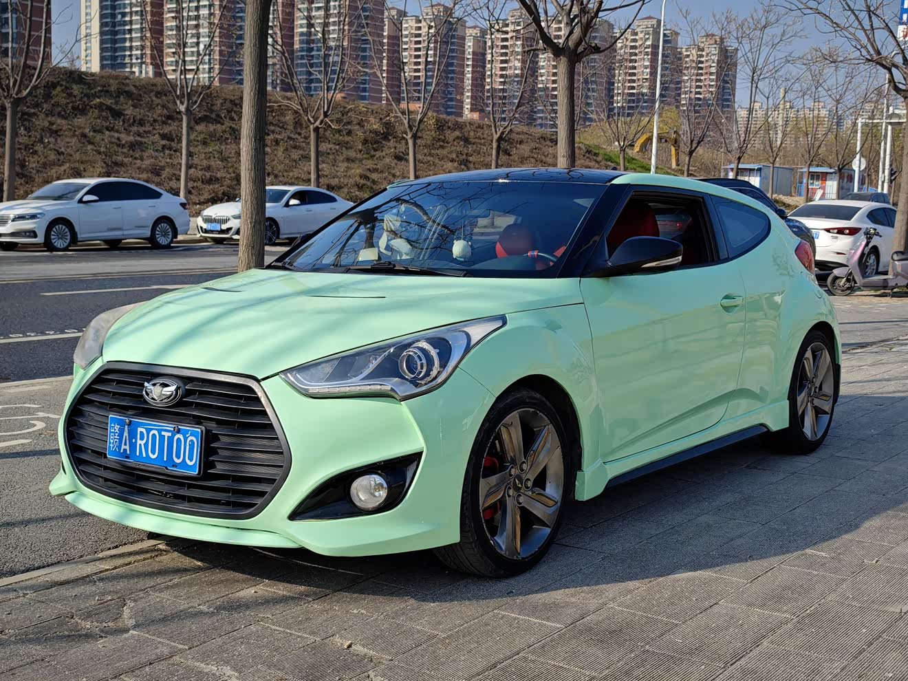 Hyundai Veloster 2013 car image 