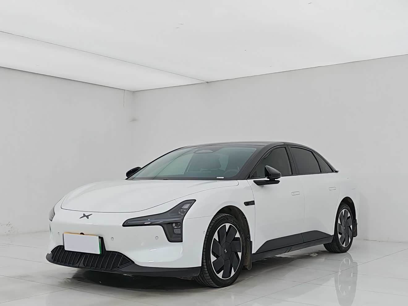 Xpeng MONA M03 2025 immagine di auto 