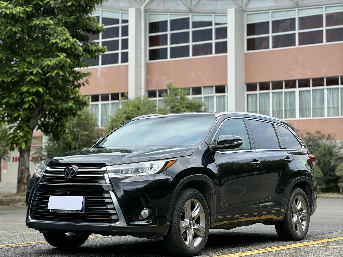 Toyota Highlander 2020 Toyota Highlander 2020 car image