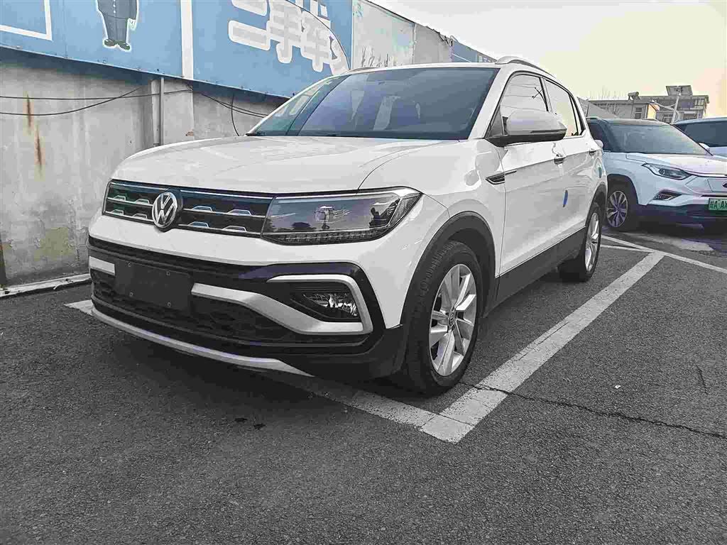 Volkswagen T-Cross 2020 Volkswagen T-Cross 2020 car image