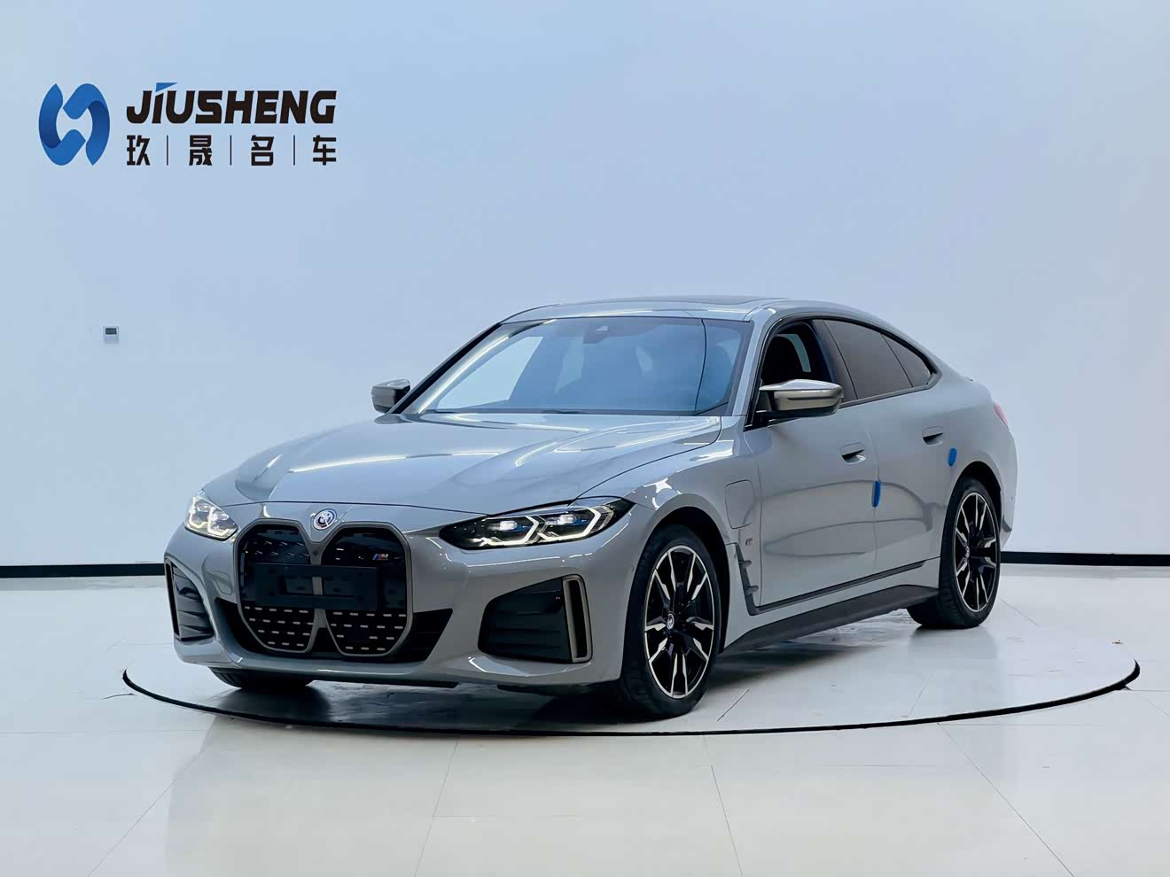 BMW i4 2022 car image 