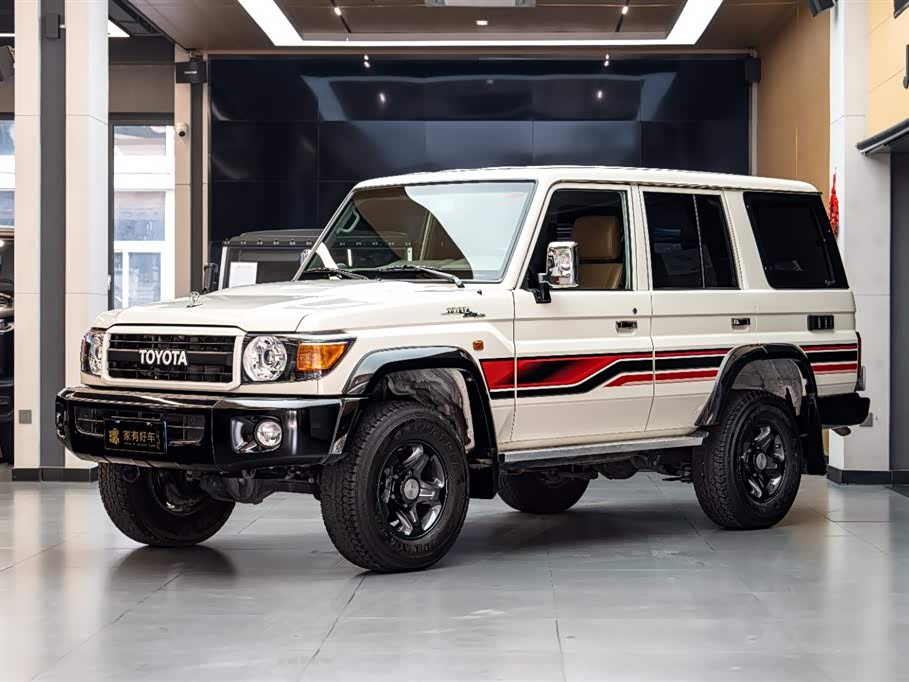 Toyota 2023 car image 