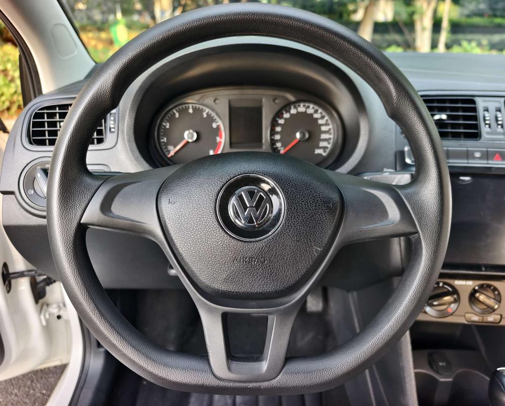 Volkswagen Polo 2017 car image #12