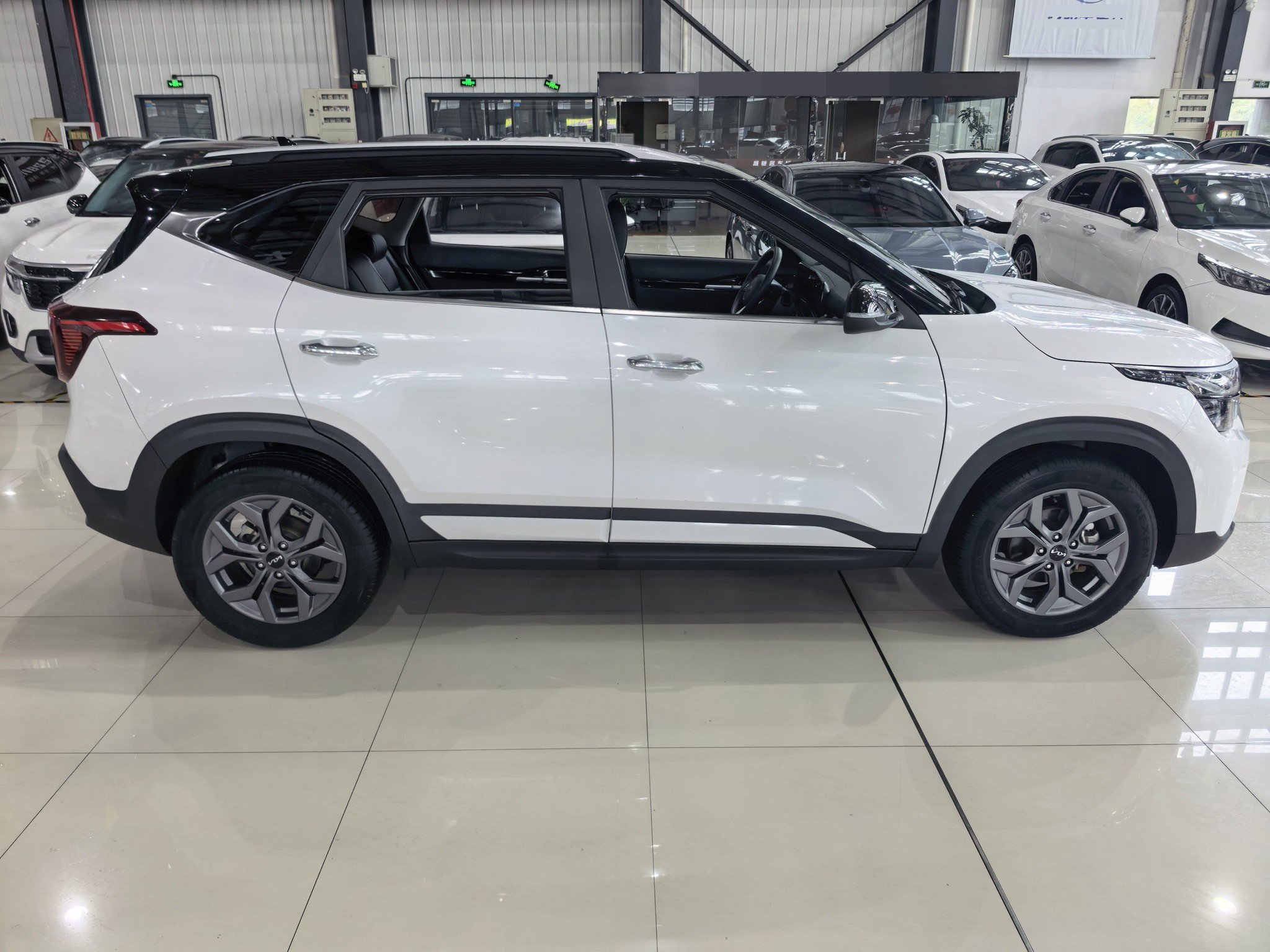 Kia Seltos 2023 #7 Kia Seltos 2023 imagen de coche #7