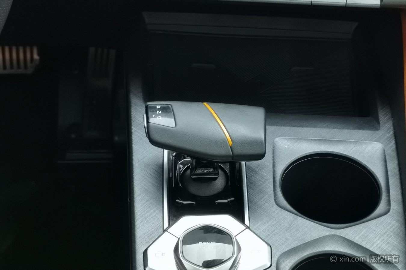 Changan UNI-V 2023 car image #14