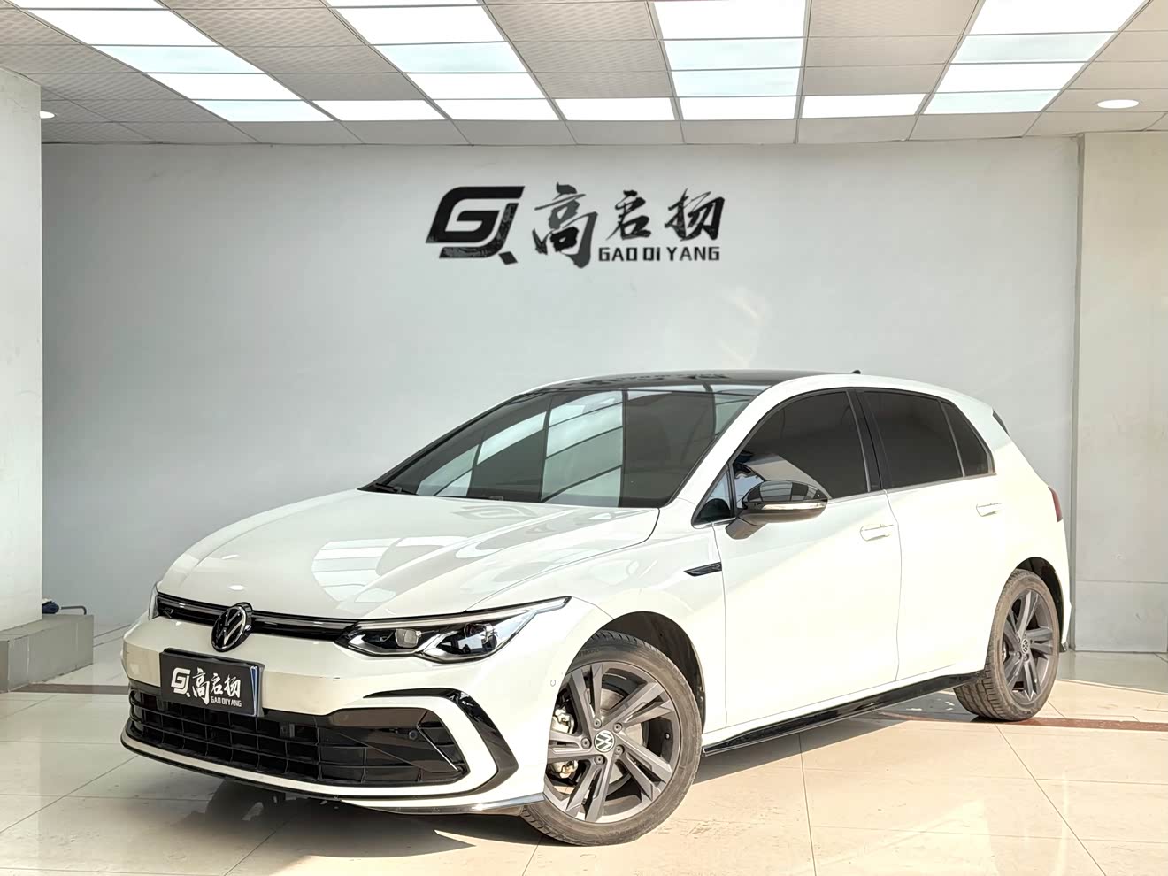 Volkswagen Golf 2022 car image 