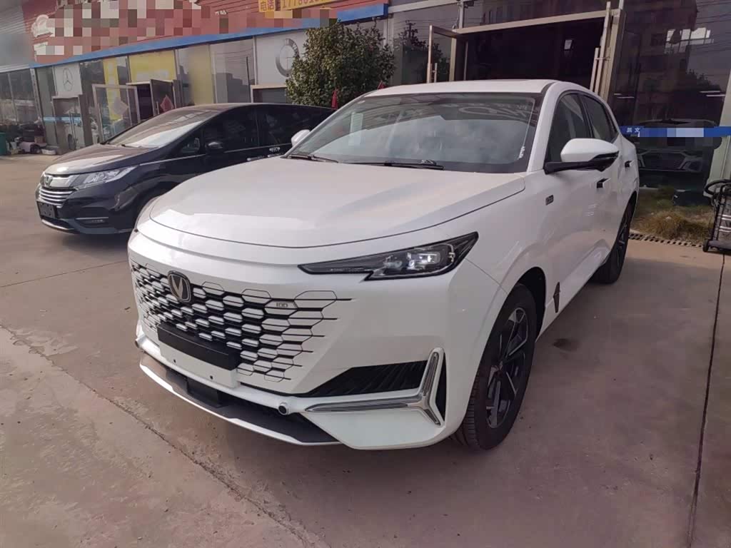 Changan UNI-K iDD 2025 car image 