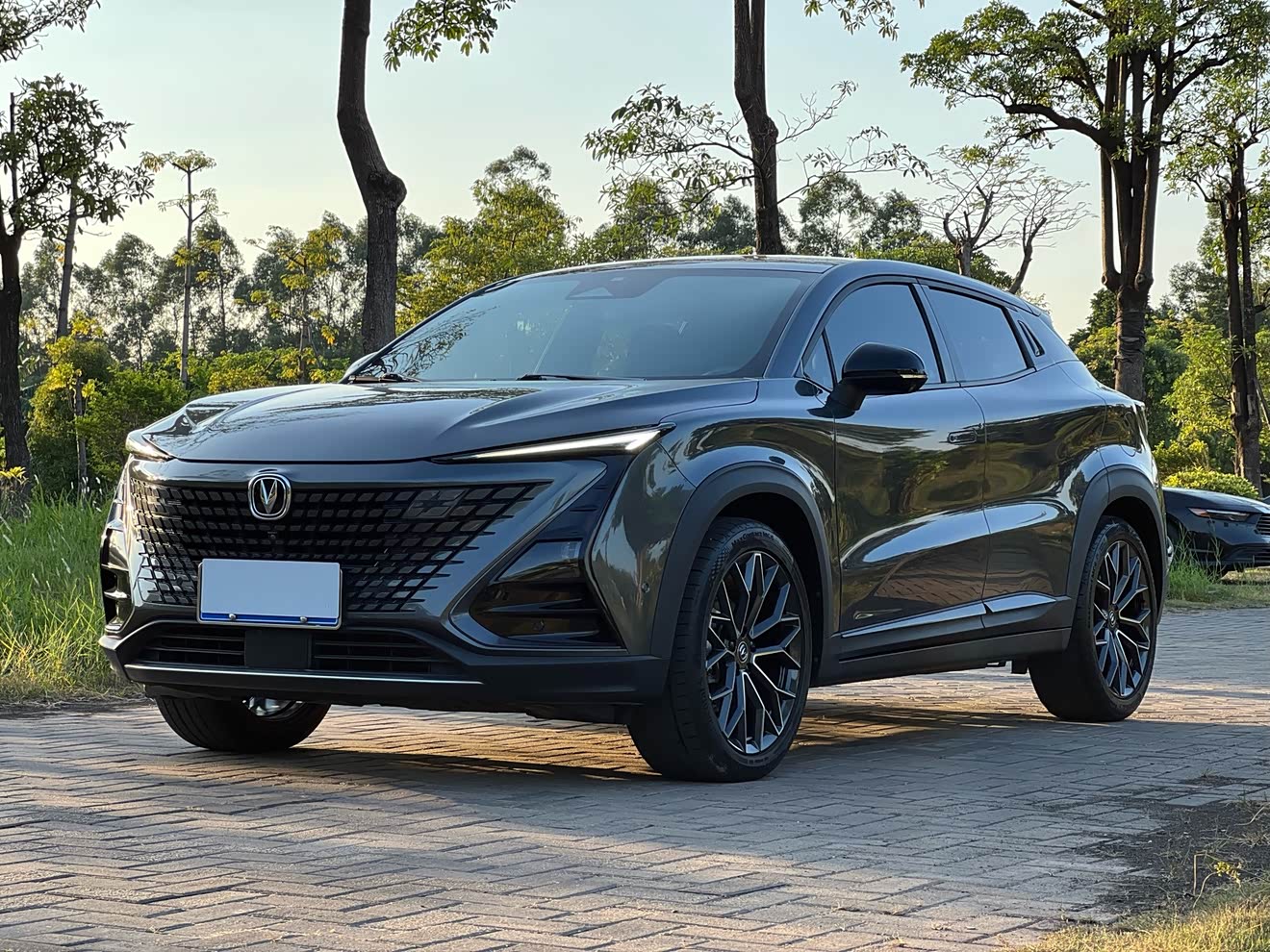 Changan UNI-T 2021 car image 