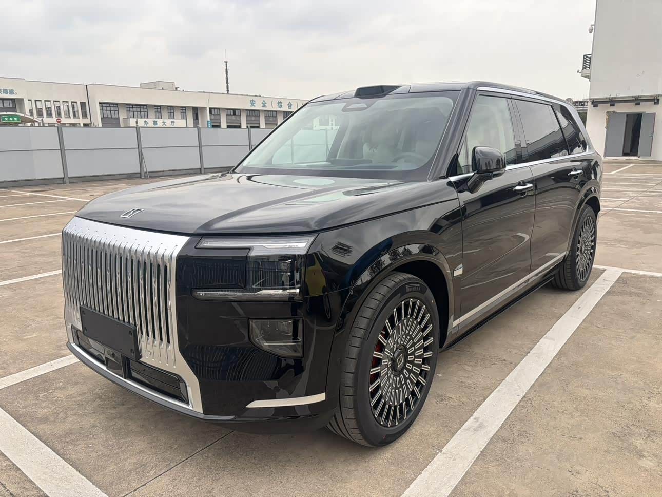 Zeekr 9X 2025 car image 