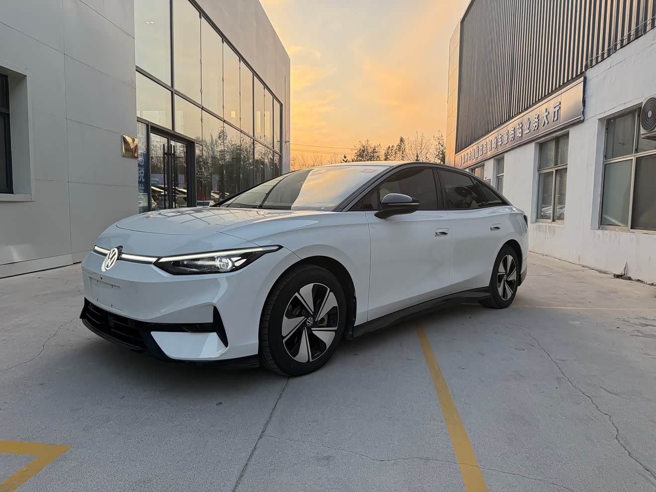 Volkswagen ID.7 Vizzion 2024 immagine di auto 