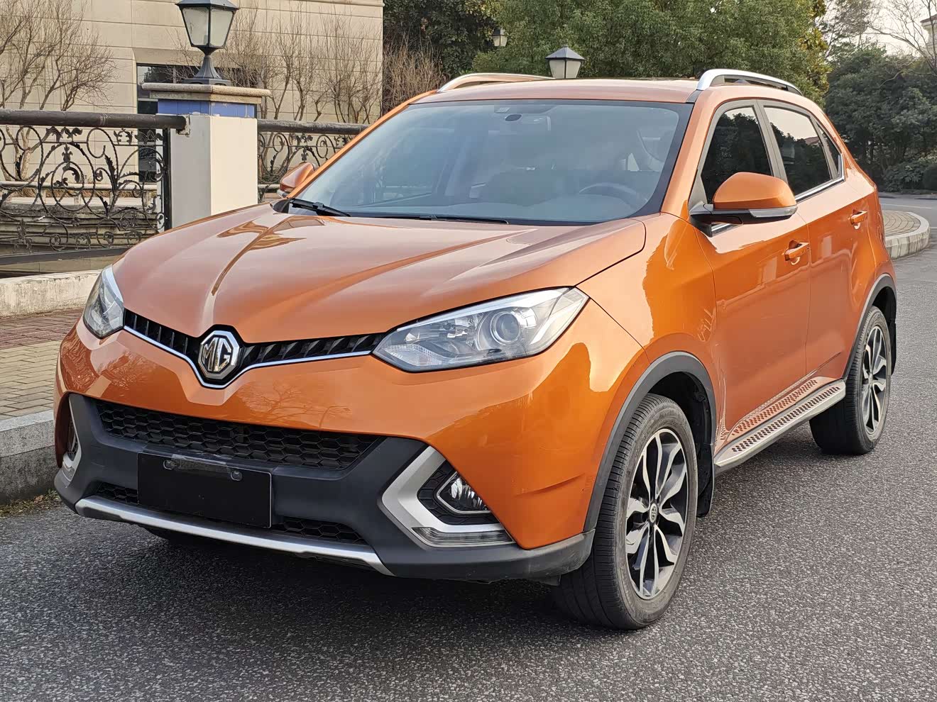 MG GS 2017 MG GS 2017 car image