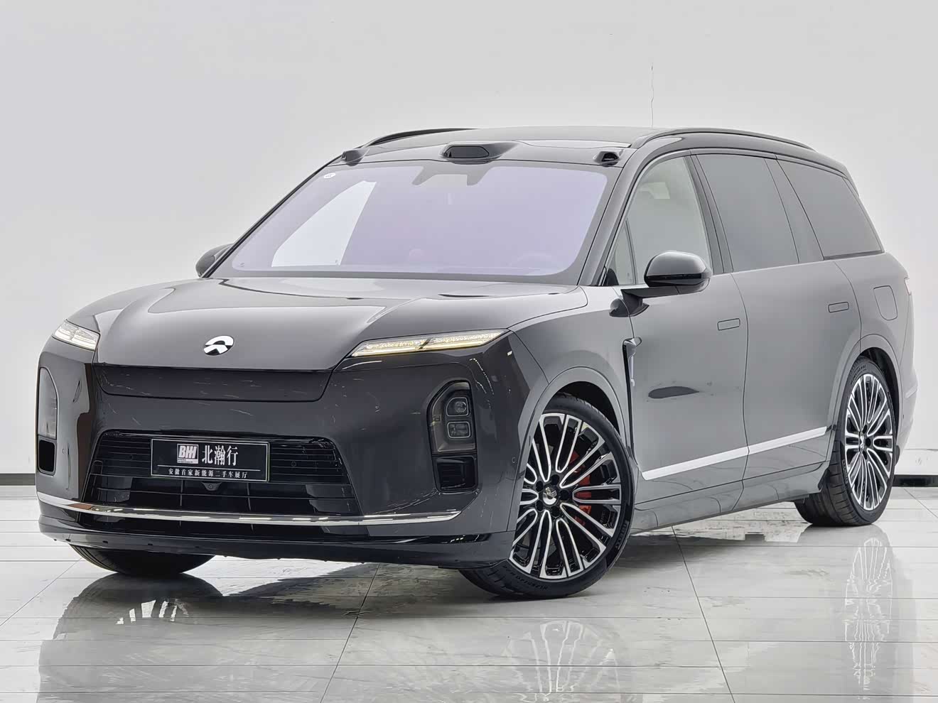 NIO ES8 2025 NIO ES8 2025 car image
