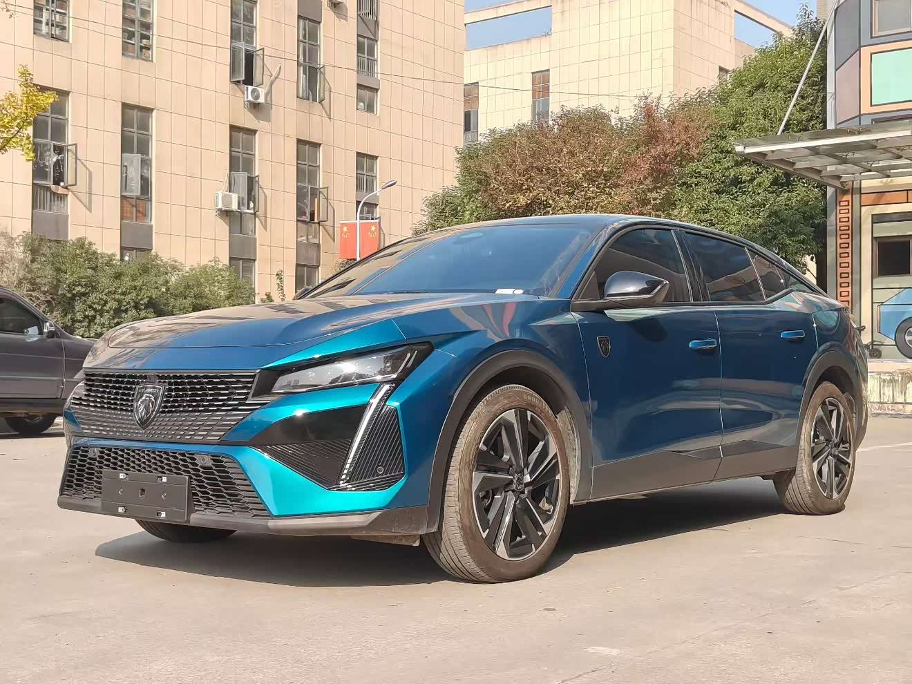 Peugeot 408X 2023 汽车图片 