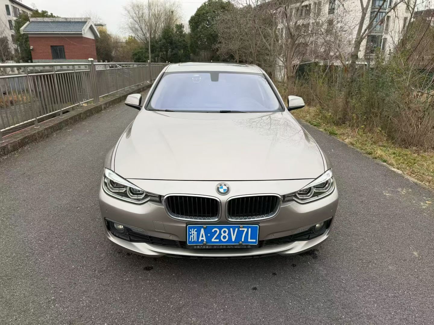 BMW 3 Series 2016 car image #2