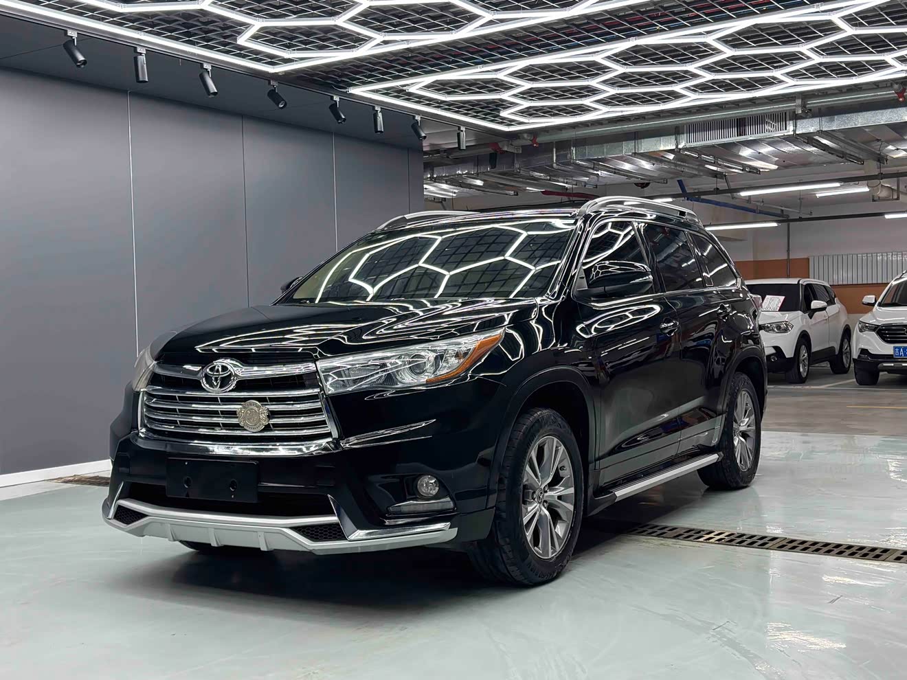 Toyota Highlander 2015 car image 