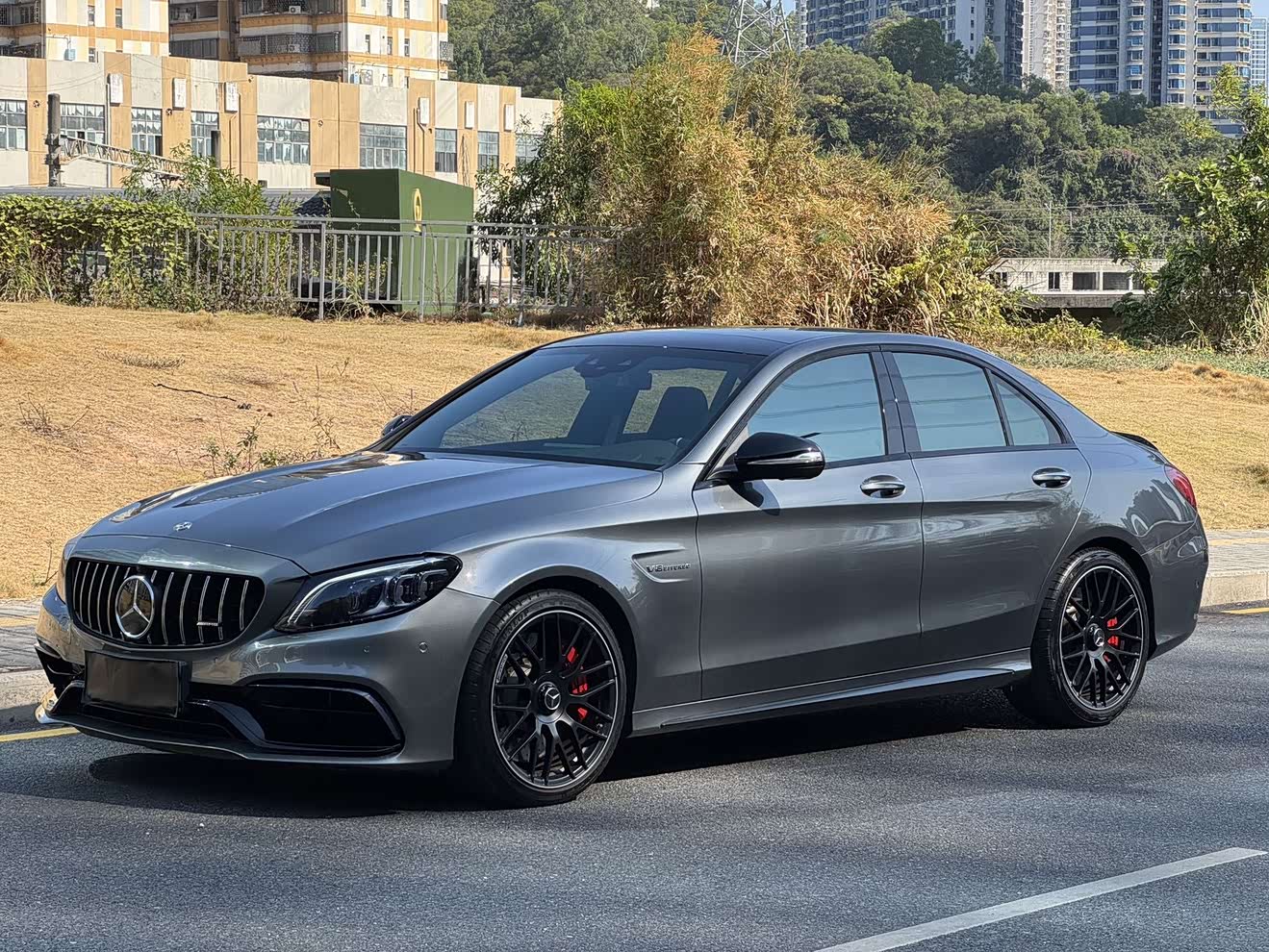 Mercedes-Benz C AMG 2023 Mercedes-Benz C AMG 2023 immagine di auto