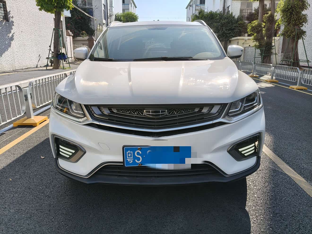 GEELY Coolray 2020 GEELY Coolray 2020 car image
