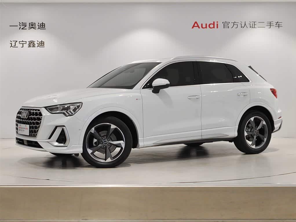 Audi Q3 2024 car image 