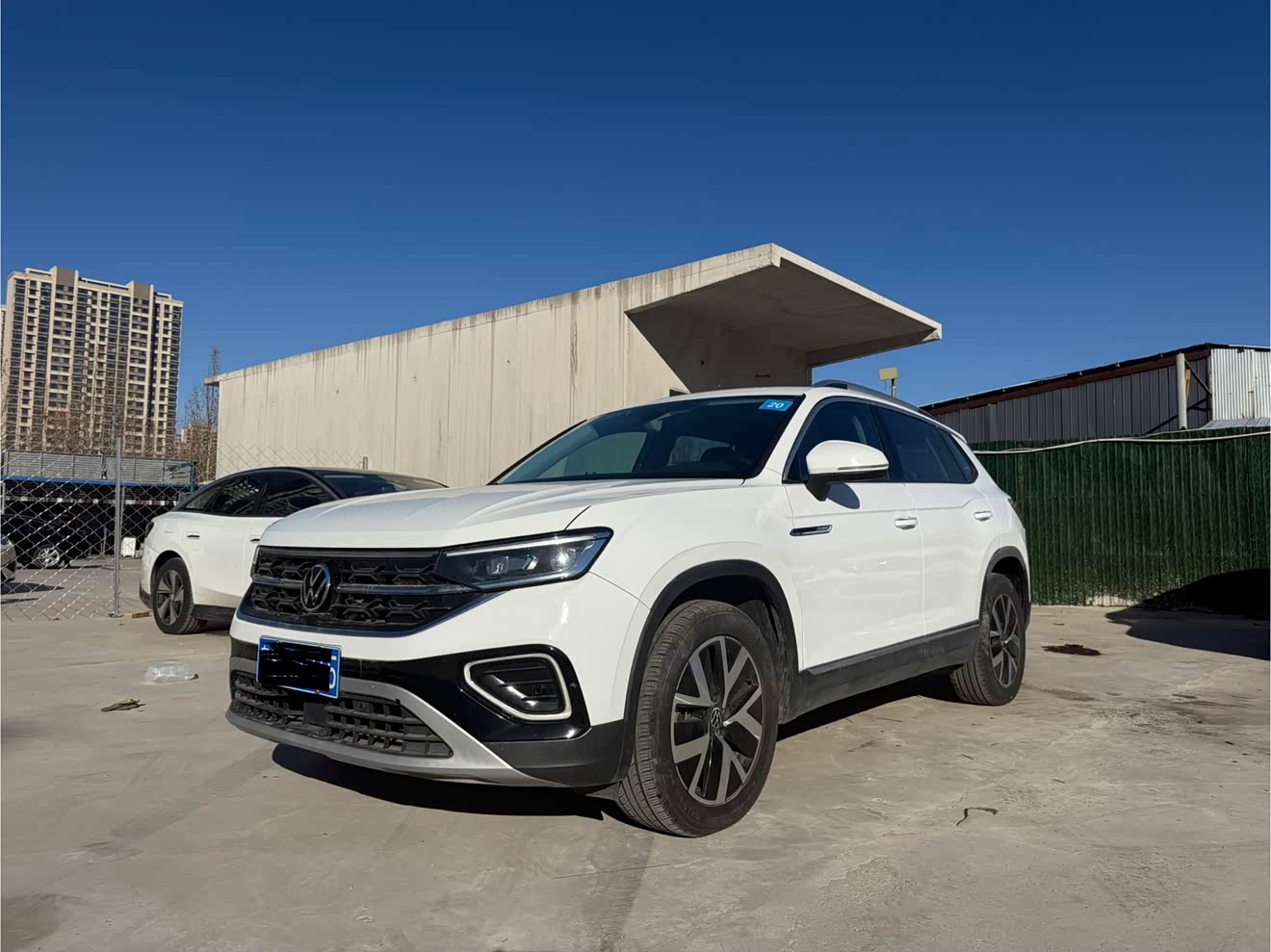 Volkswagen Tayron 2023 immagine di auto 