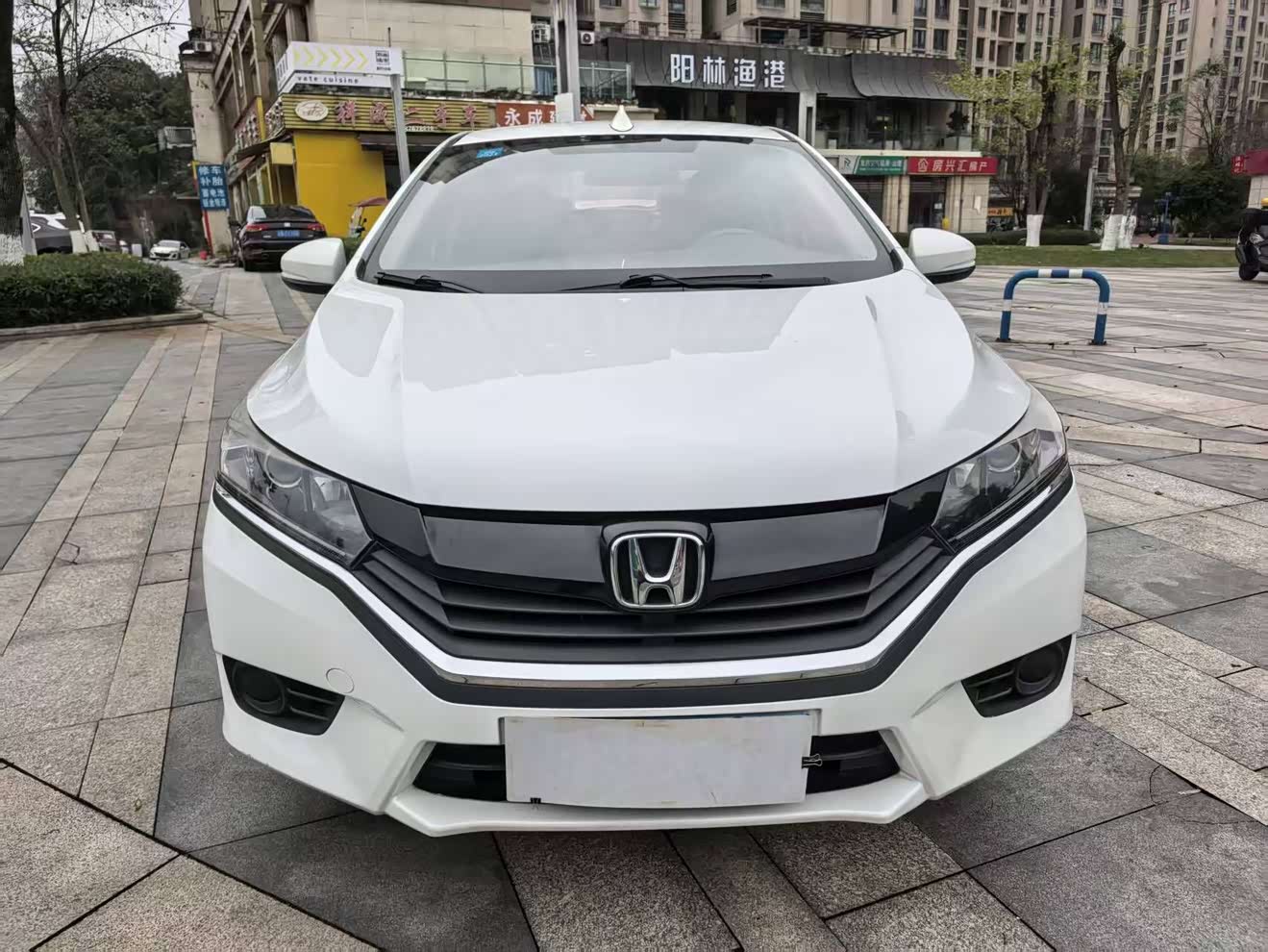 Honda Greiz 2018 car image 