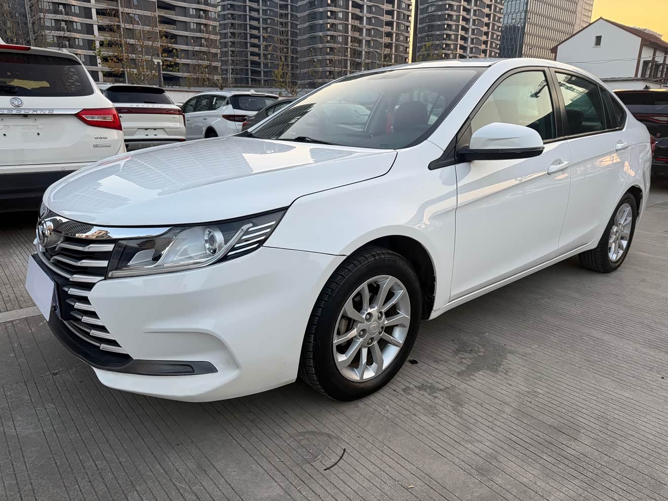 Soueast 2019 Soueast 2019 car image