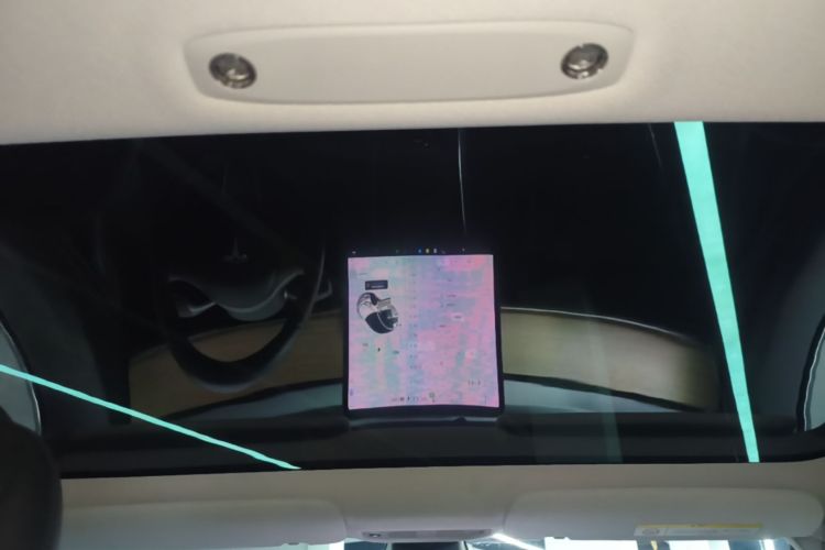 Tesla Model 3 2020 car image #20