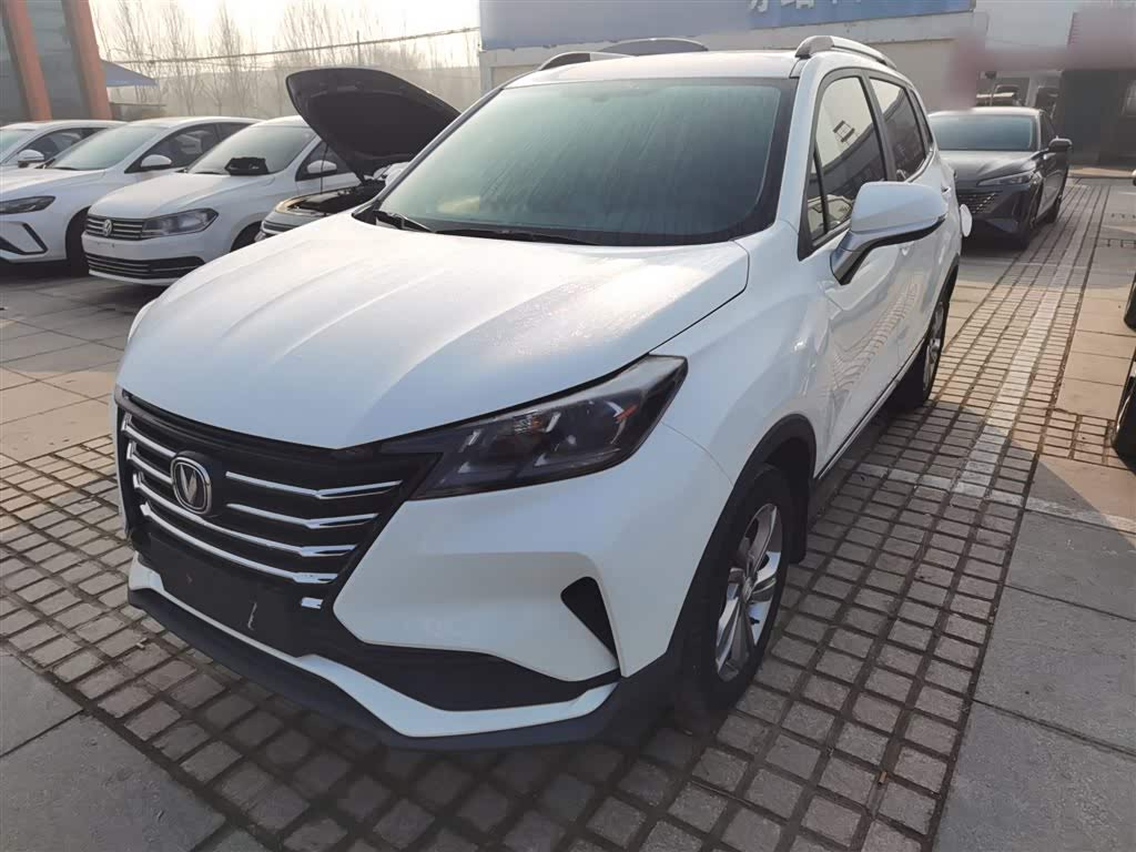 Changan CS15 2021 Changan CS15 2021 immagine di auto