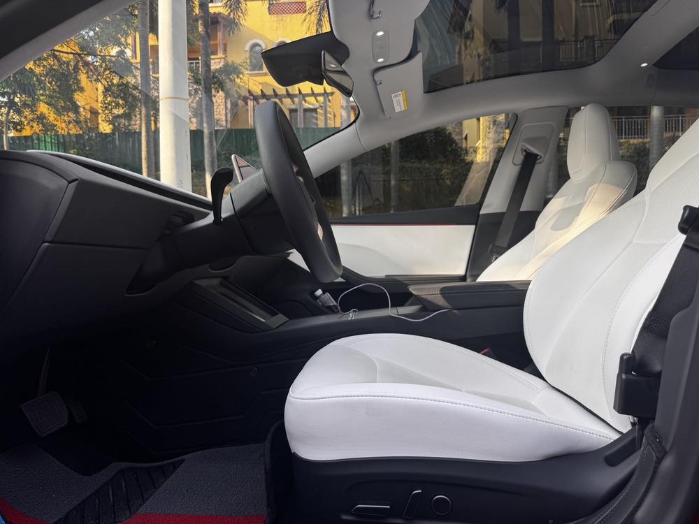 特斯拉 Model 3 2026 汽车图片 #13
