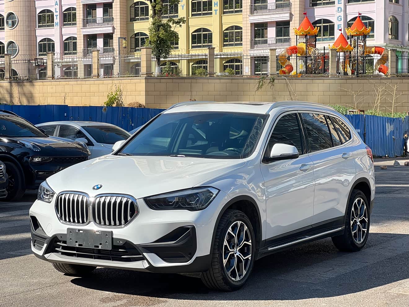 BMW X1 2021 car image 