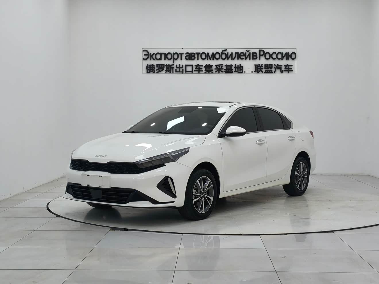 Kia K3 2023 car image 