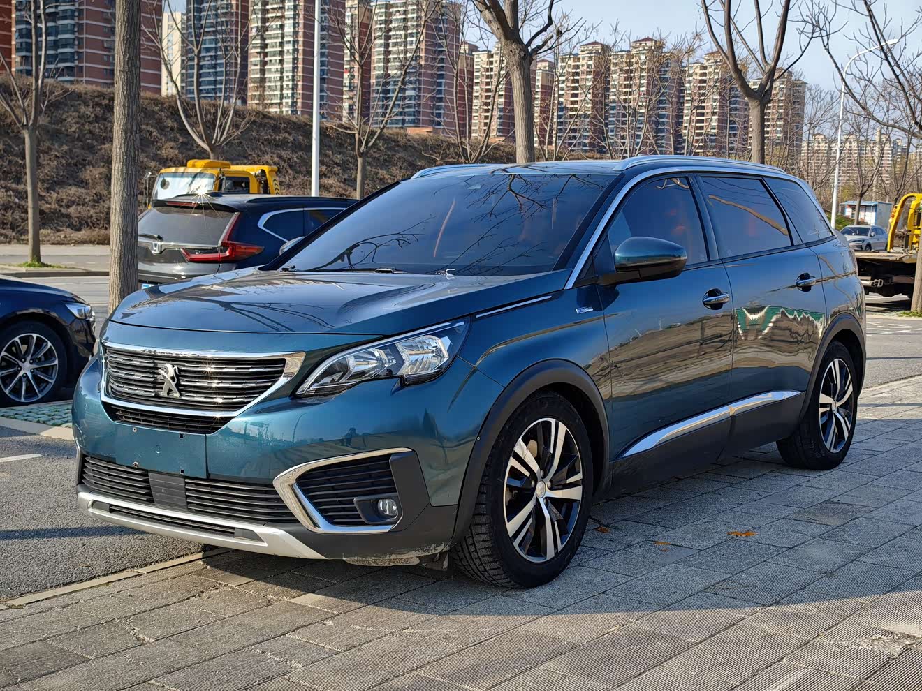 Peugeot 5008 2017 汽车图片 