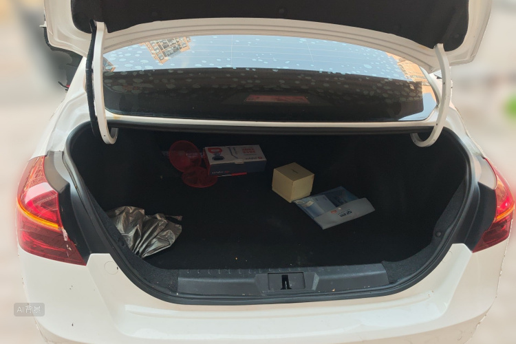 GEELY Emgrand 2020 #21 GEELY Emgrand 2020 car image #21
