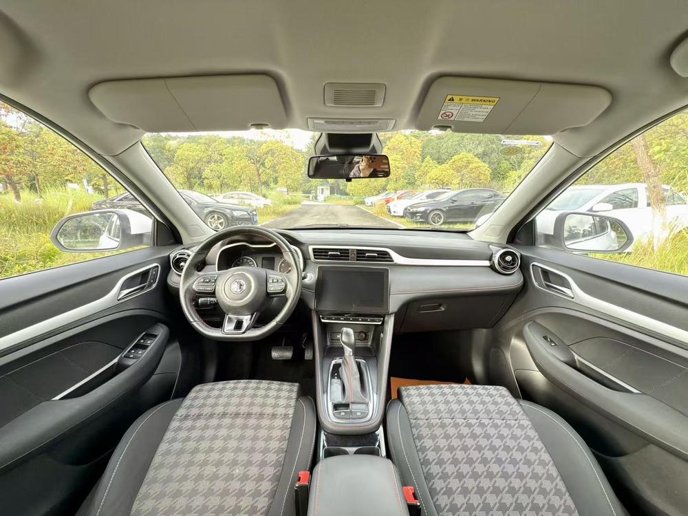 MG ZS 2022 car image #19