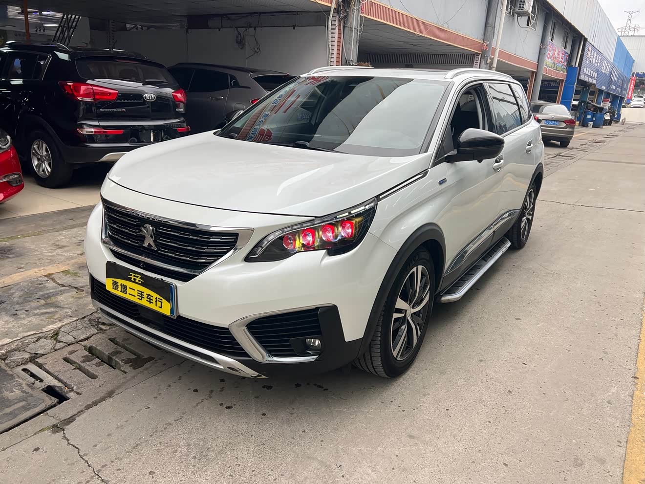 Peugeot 5008 2018 汽车图片 