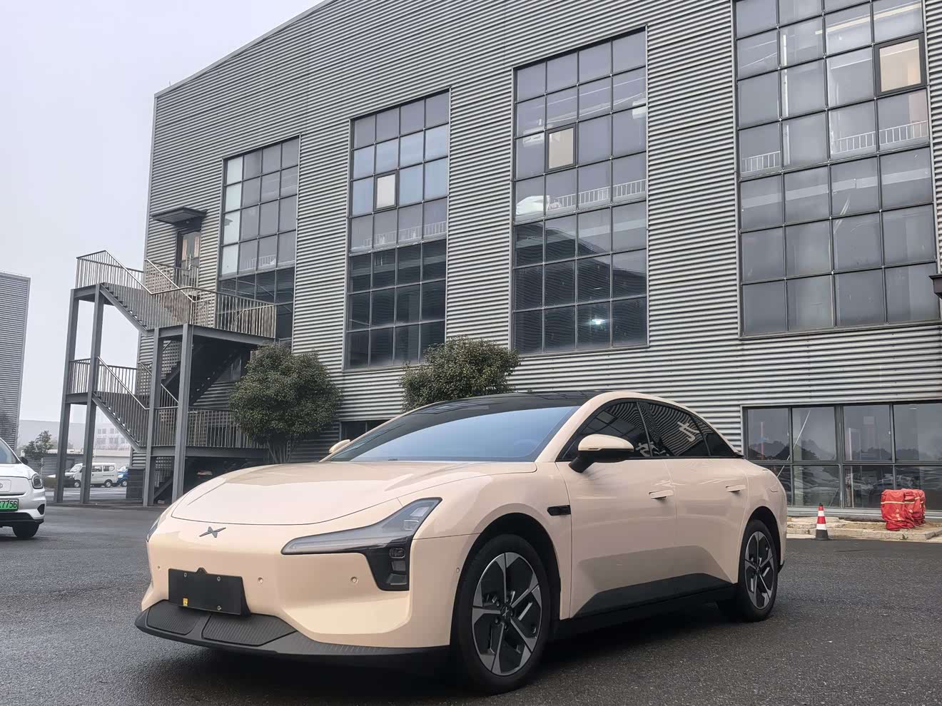 Xpeng MONA M03 2025 immagine di auto 