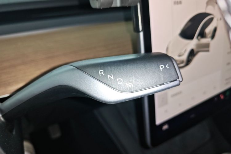 Tesla Model 3 2021 #14 Tesla Model 3 2021 car image #14