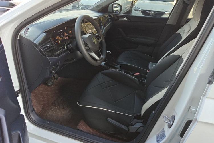 Volkswagen Lavida 2026 car image #15