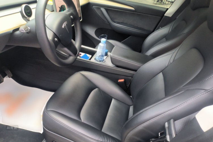 Tesla Model Y 2023 #17 Tesla Model Y 2023 car image #17