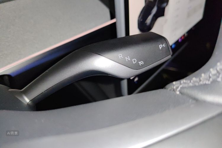 Tesla Model Y 2024 #16 Tesla Model Y 2024 car image #16