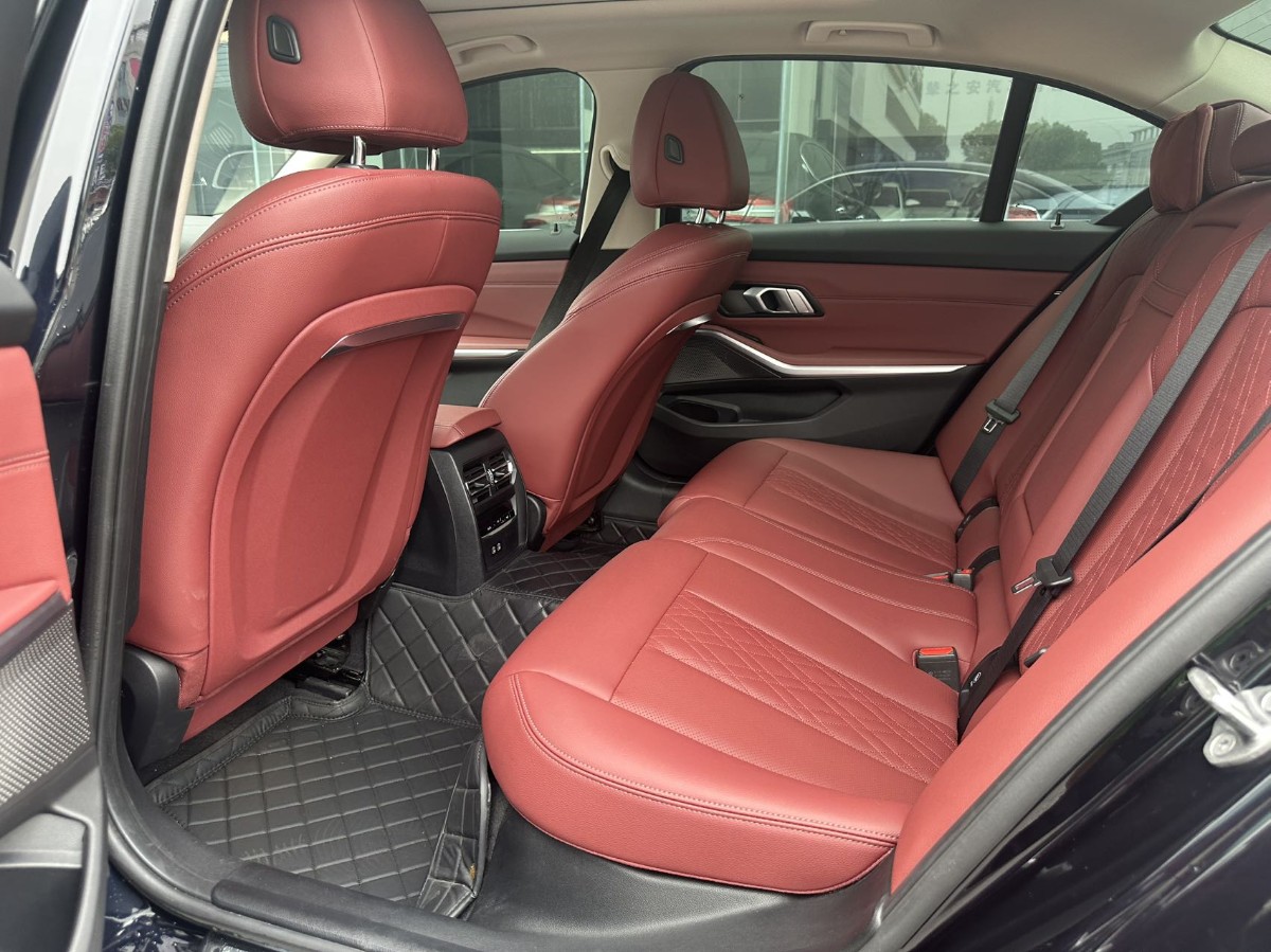BMW 3 Series 2023 #6 BMW 3 Series 2023 car image #6