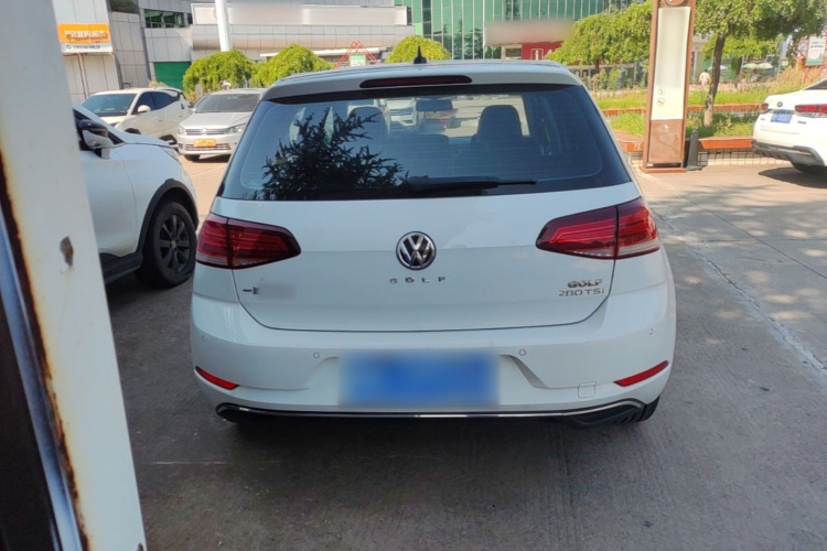 Volkswagen Golf 2018 #6 Volkswagen Golf 2018 car image #6