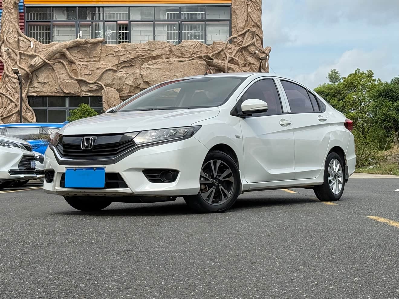 Honda Greiz 2018 car image 